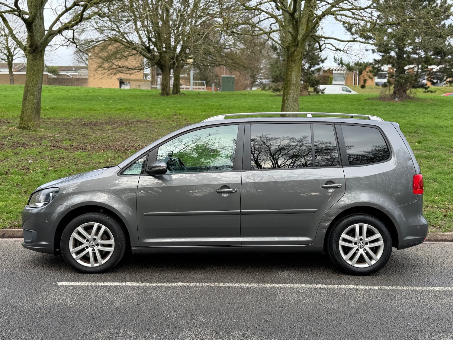 Used Volkswagen Touran 2014 for sale - 77563475: Photo 7