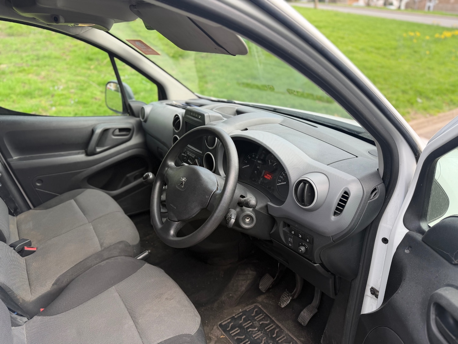 Used Peugeot Partner 2018 for sale - 77822678: Photo 8