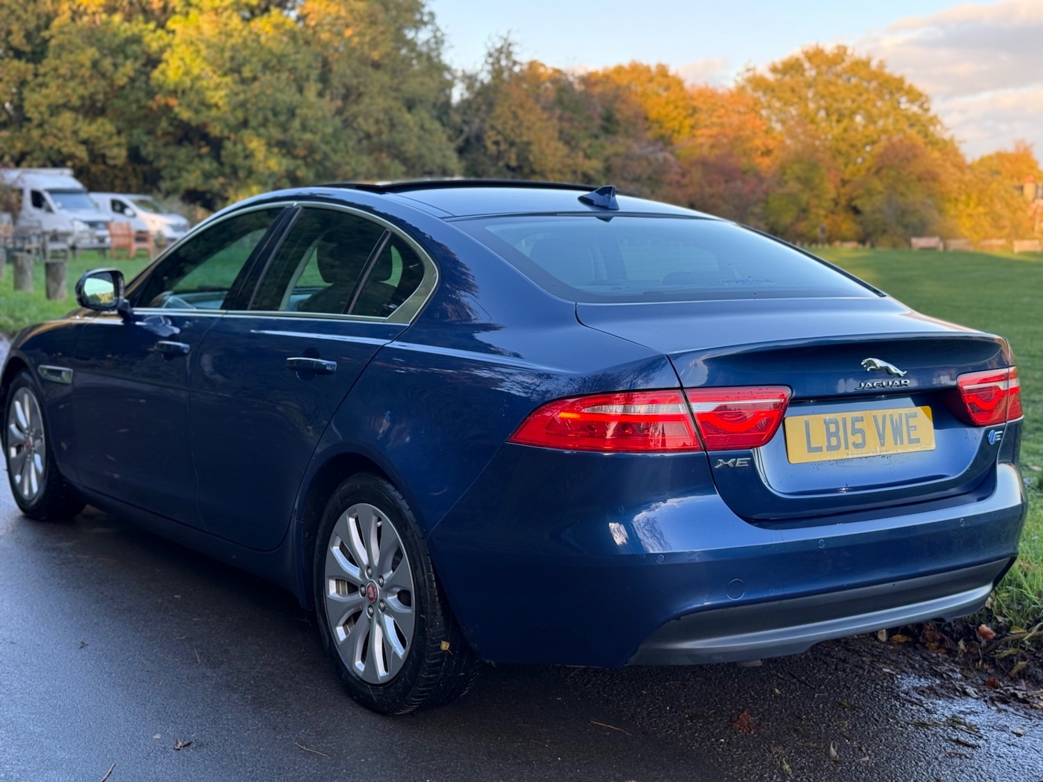 Used Jaguar XE 2015 for sale - 76377170: Photo 6