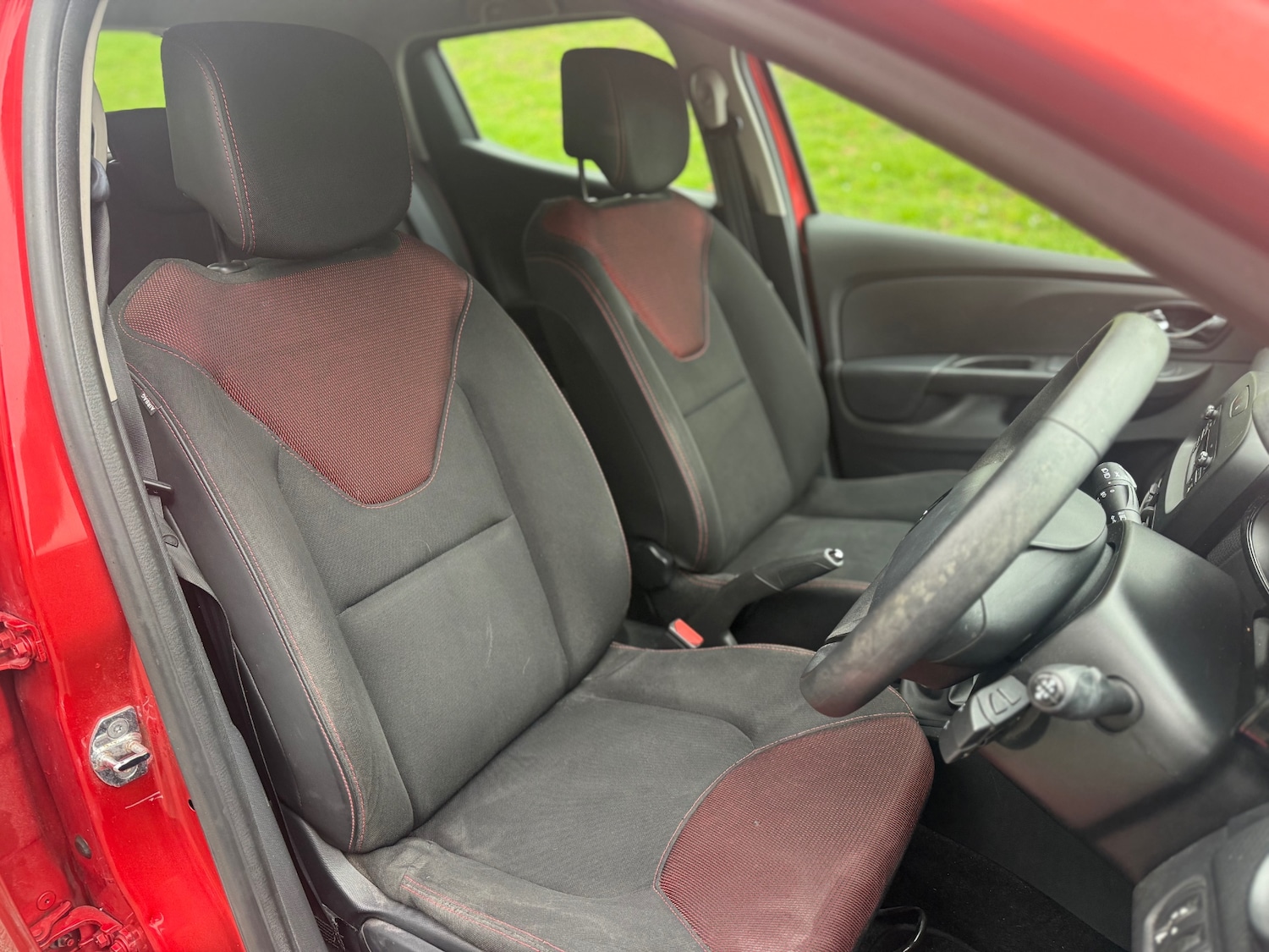 Used Renault Clio 2015 for sale - 77897406: Photo 12