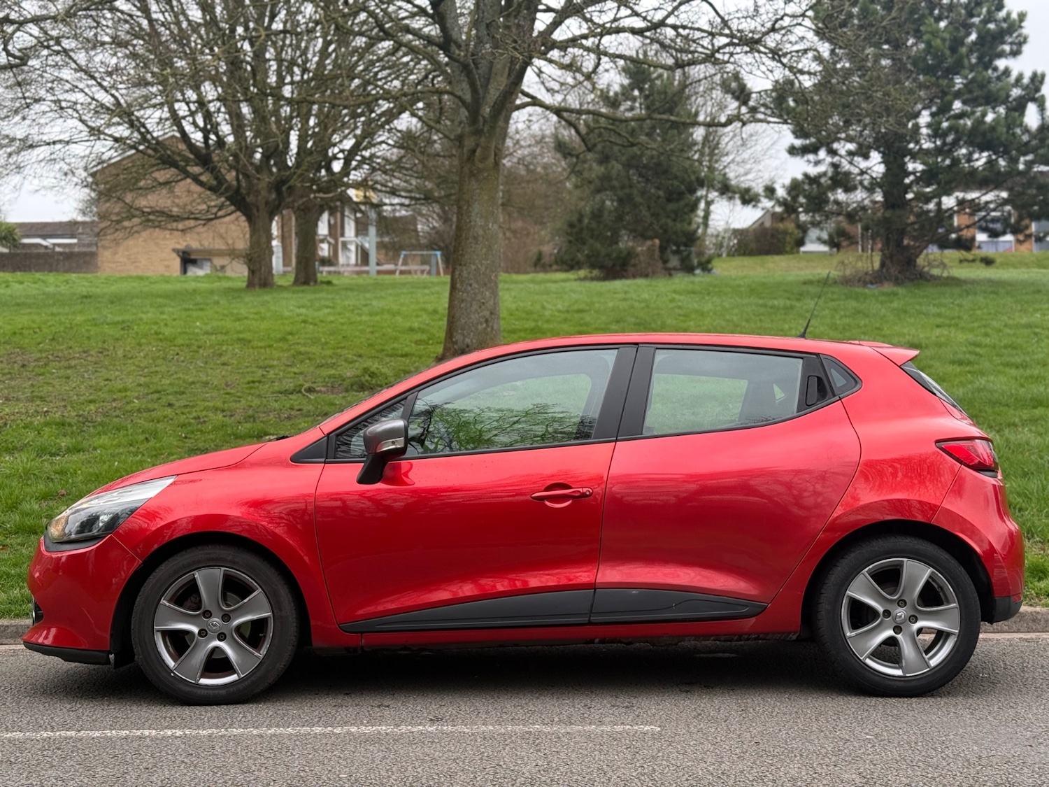 Used Renault Clio 2015 for sale - 77897406: Photo 7