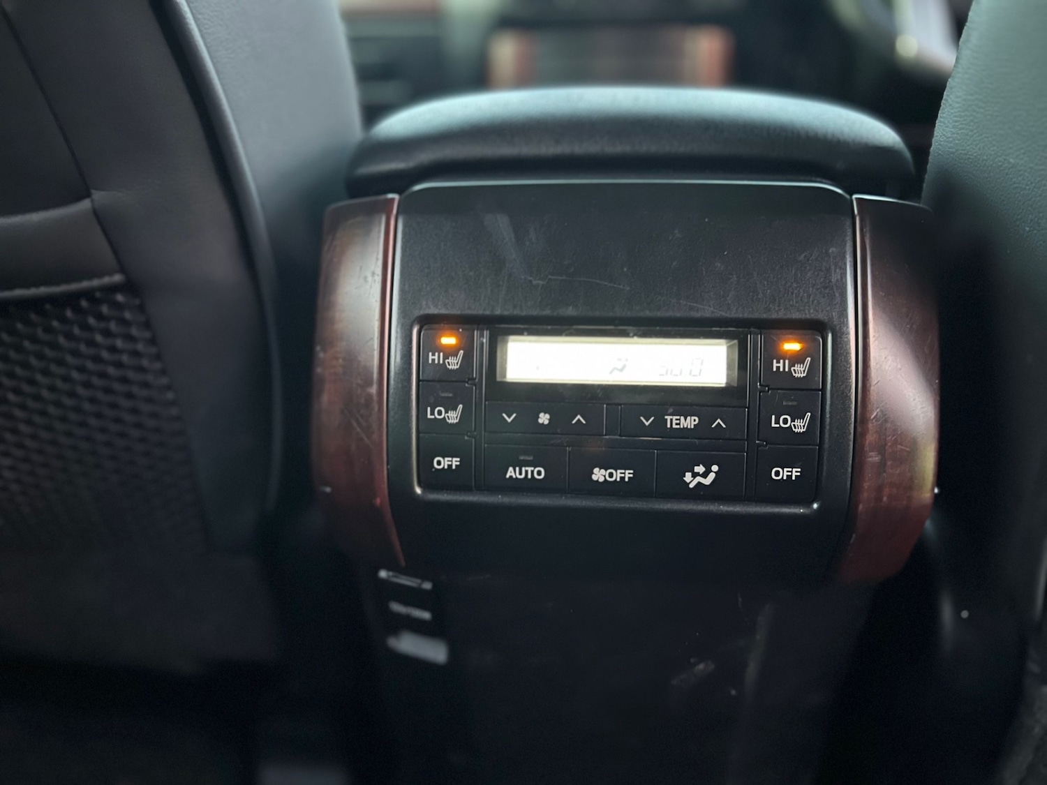 Used Toyota Land Cruiser 2016 for sale - 77634398: Photo 14