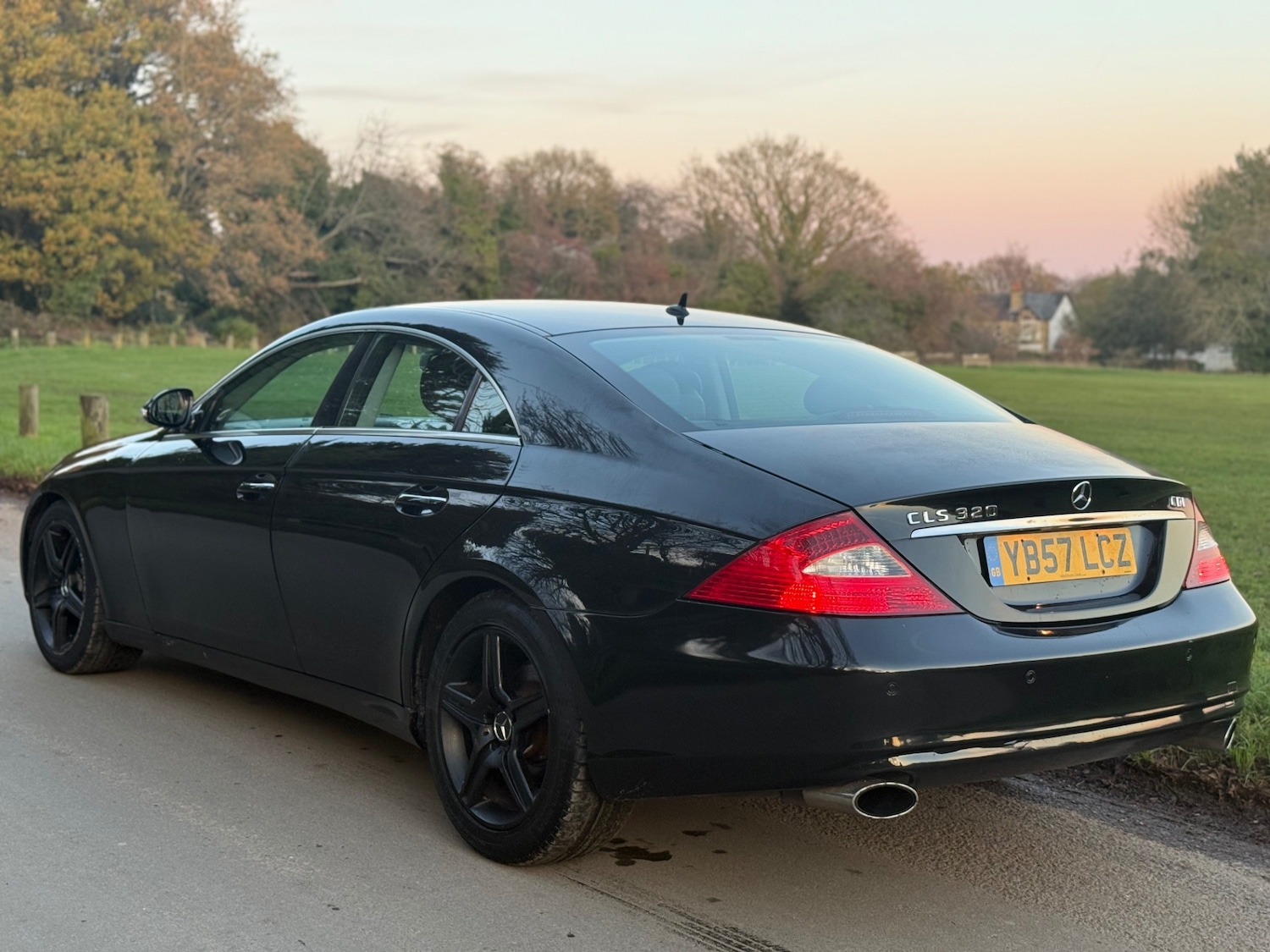 Used Mercedes-Benz CLS 2007 for sale - 76656391: Photo 4