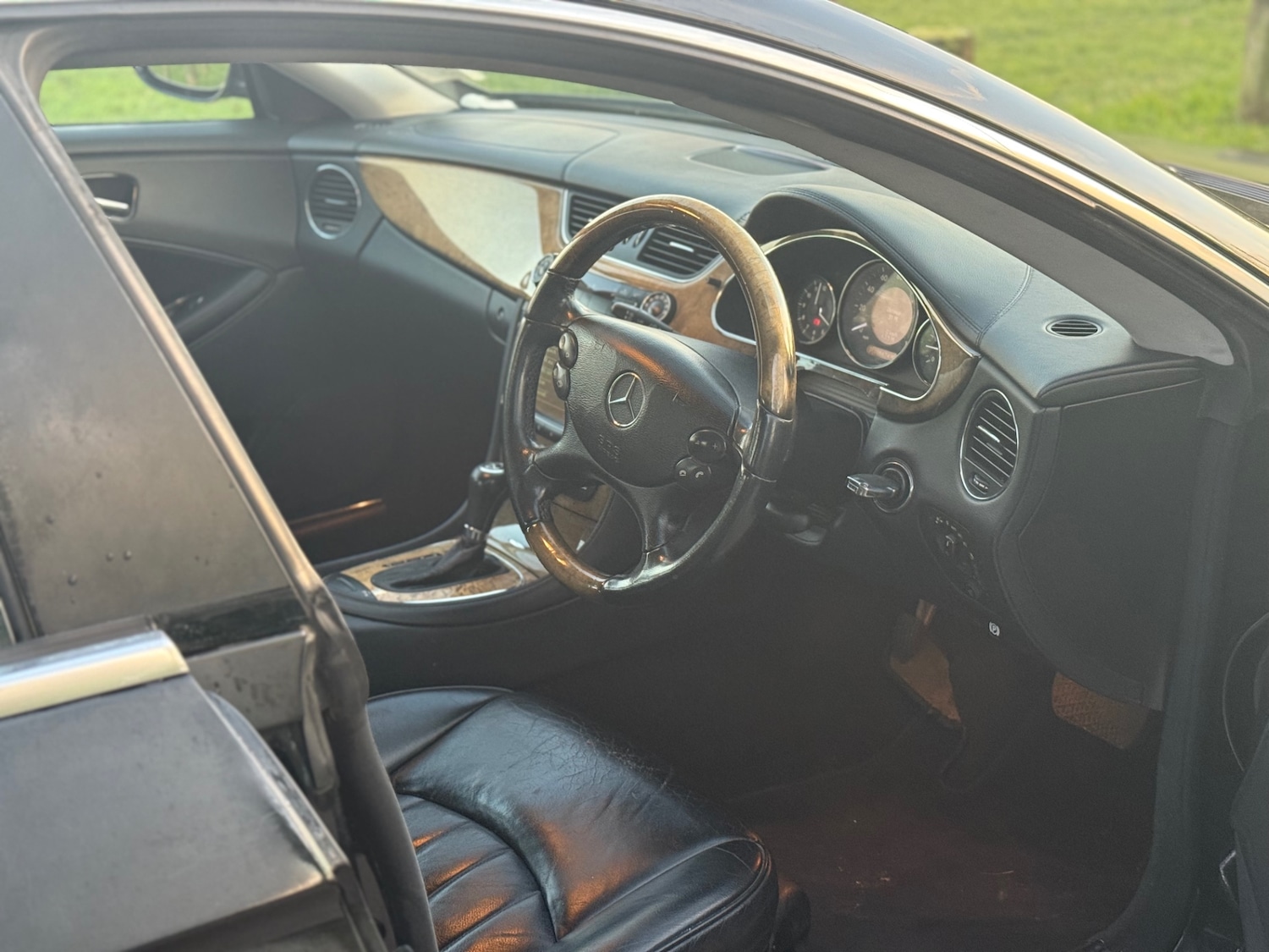 Used Mercedes-Benz CLS 2007 for sale - 76656391: Photo 9