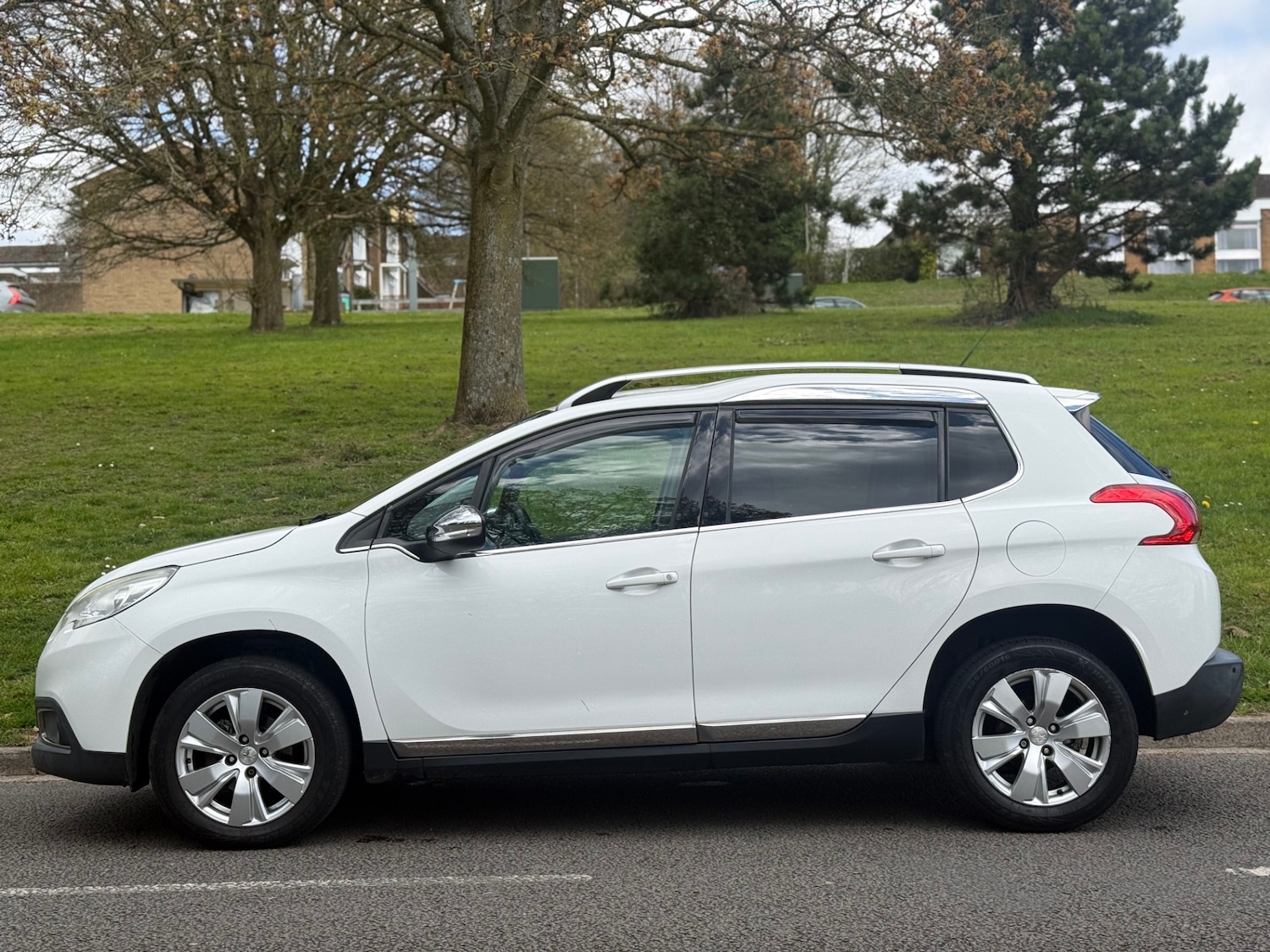 Used Peugeot 2008 2014 for sale - 78109673: Photo 6