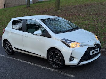 Used Toyota Yaris 2017 for sale - 77253553: Photo