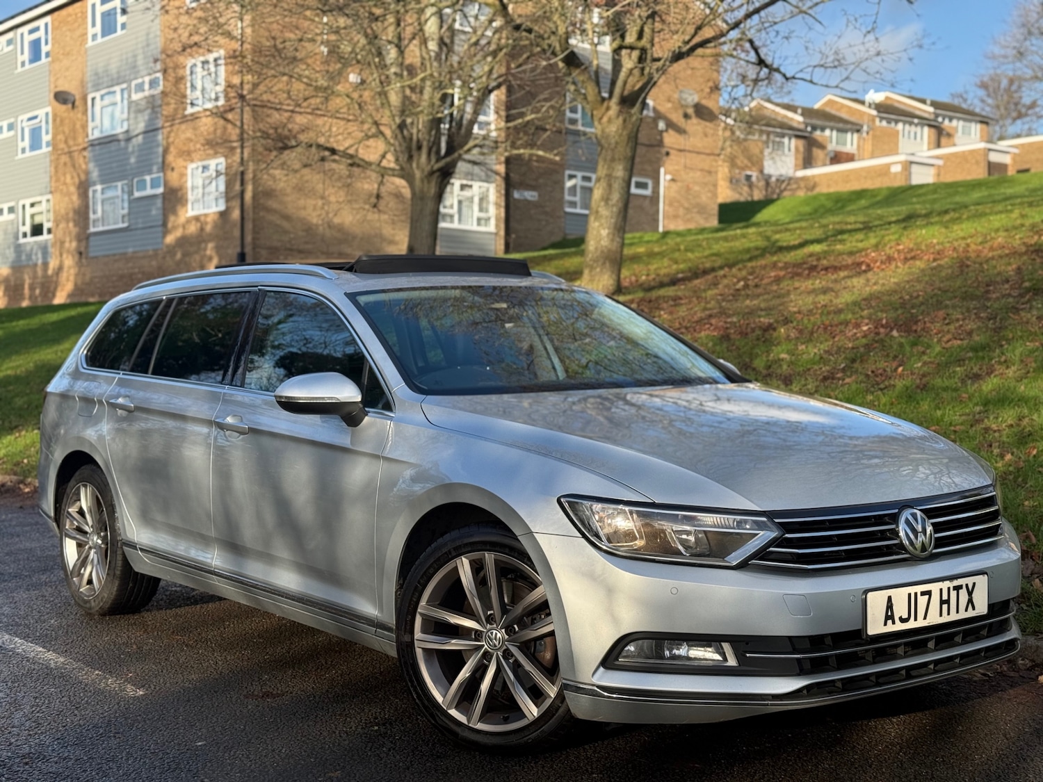 Used Volkswagen Passat 2017 for sale - 76894894: Photo 2