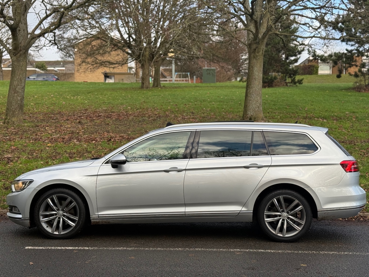 Used Volkswagen Passat 2017 for sale - 76894894: Photo 4