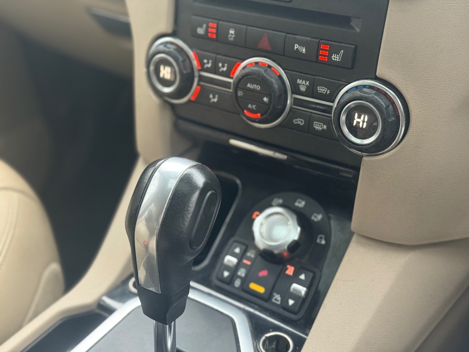 Used Land Rover Discovery 2011 for sale - 76818147: Photo 15