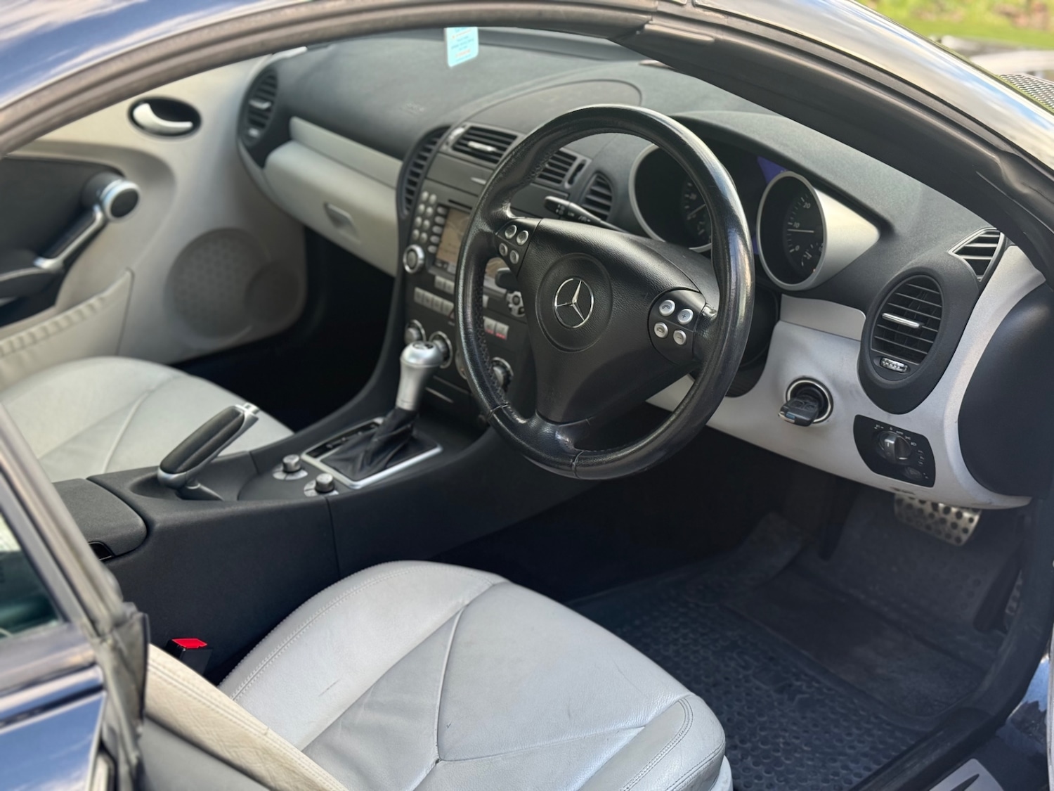 Used Mercedes-Benz SLK 2004 for sale - 77333441: Photo 12