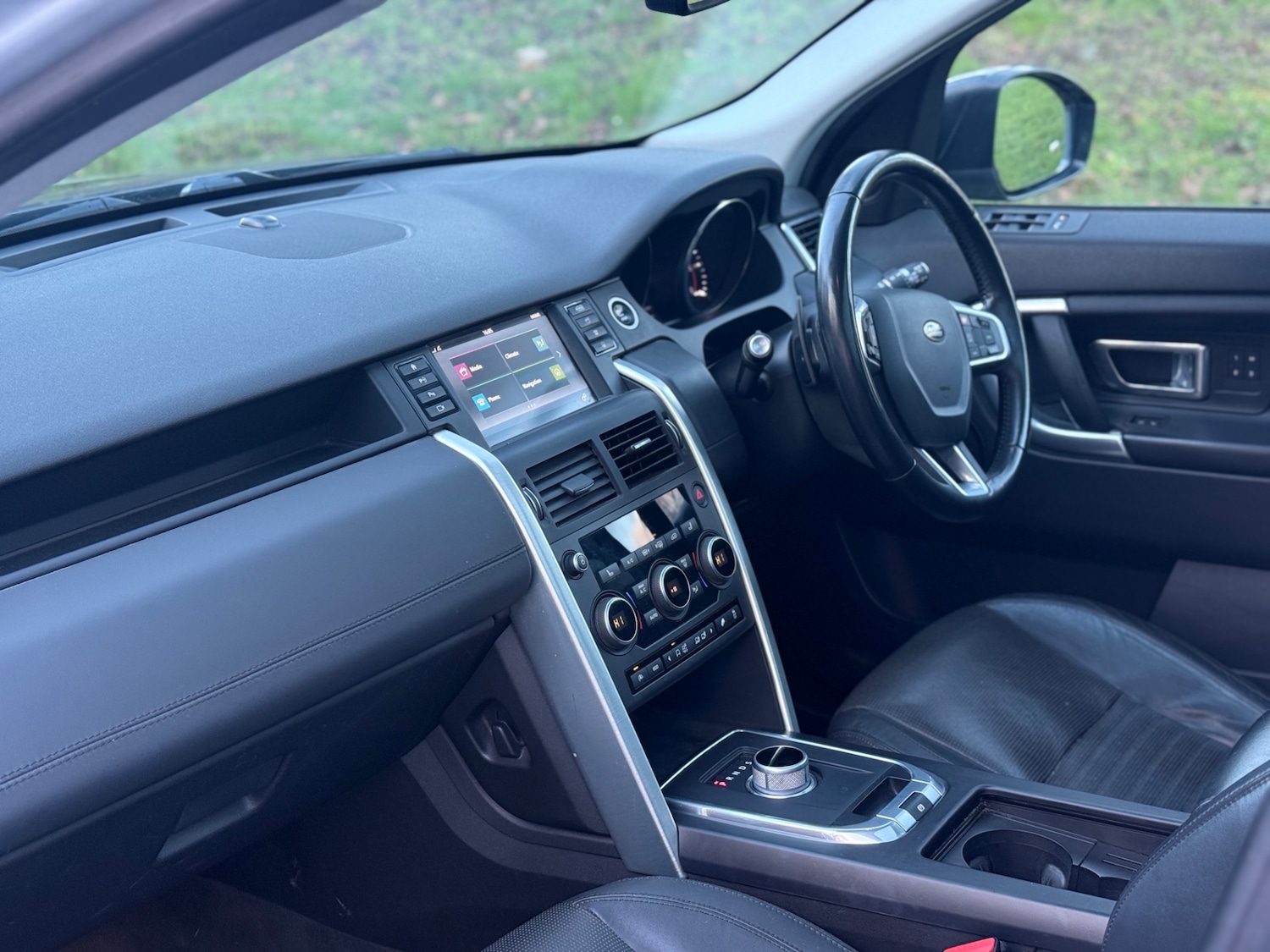 Used Land Rover Discovery Sport 2016 for sale - 77368013: Photo 13