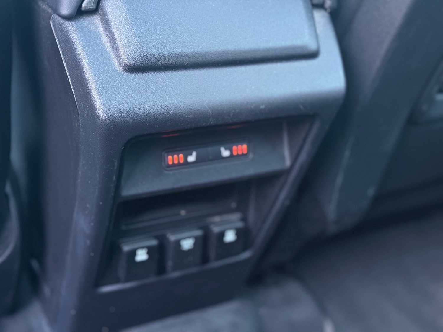 Used Land Rover Discovery Sport 2016 for sale - 77368013: Photo 18