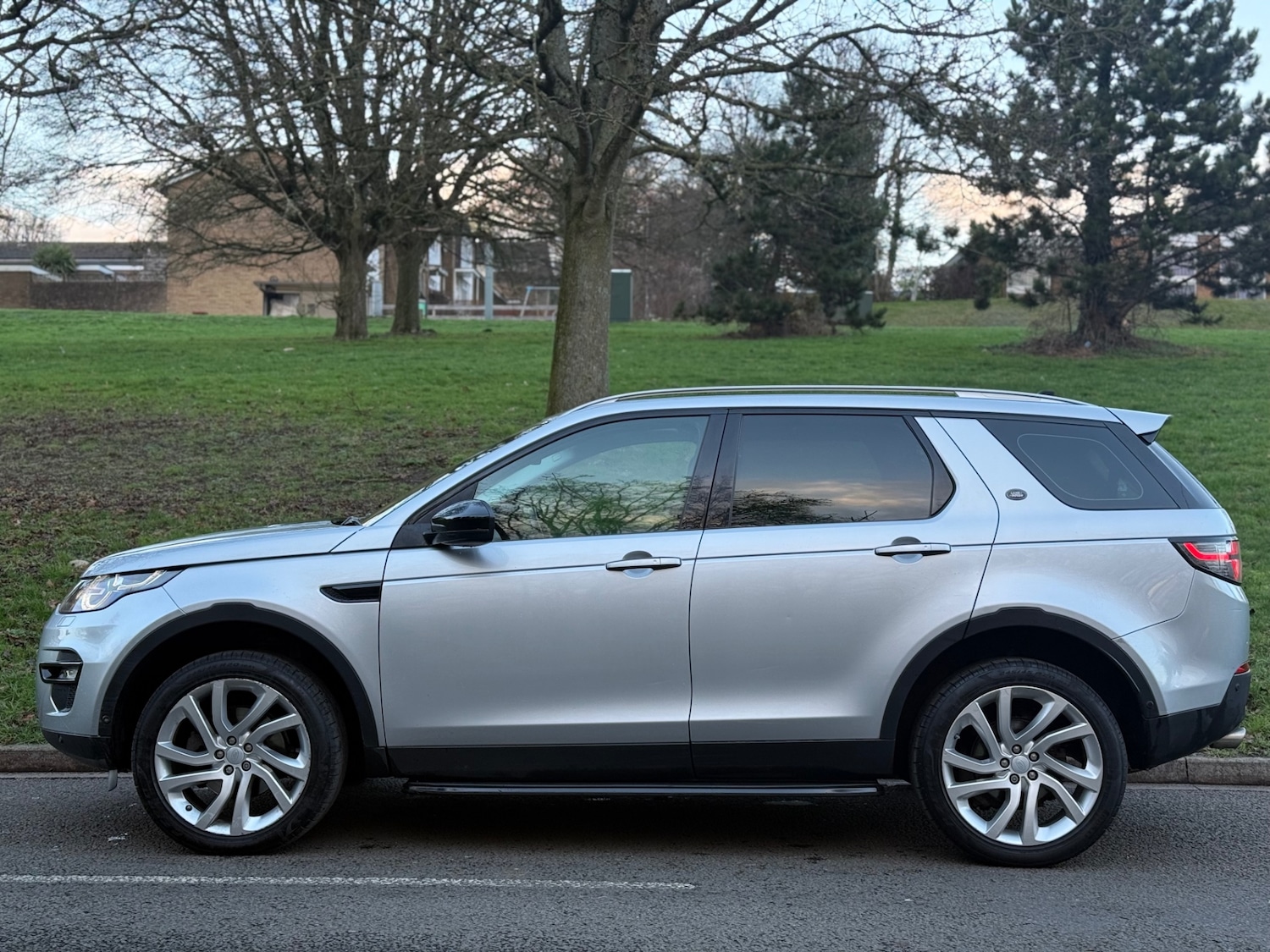 Used Land Rover Discovery Sport 2016 for sale - 77368013: Photo 6