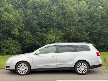 Used Volkswagen Passat 2010 for sale - 78841157: Photo