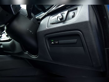 Used BMW 4 Series 2017 for sale - 78931465: Photo