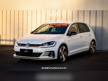 Volkswagen - Golf