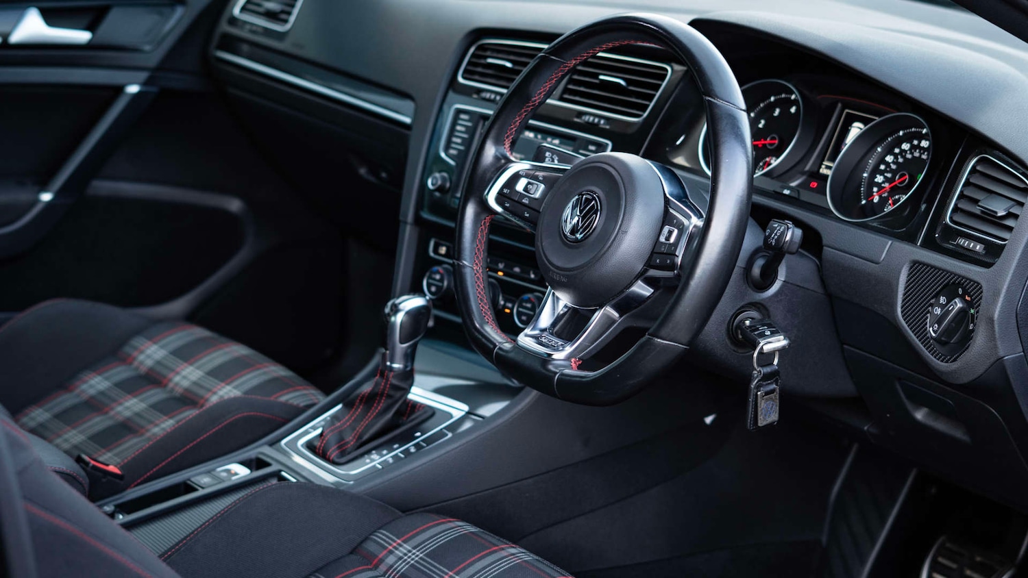 Used Volkswagen Golf 2016 for sale - 76468840: Photo 18