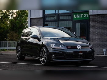 Used Volkswagen Golf 2016 for sale - 76468840: Photo