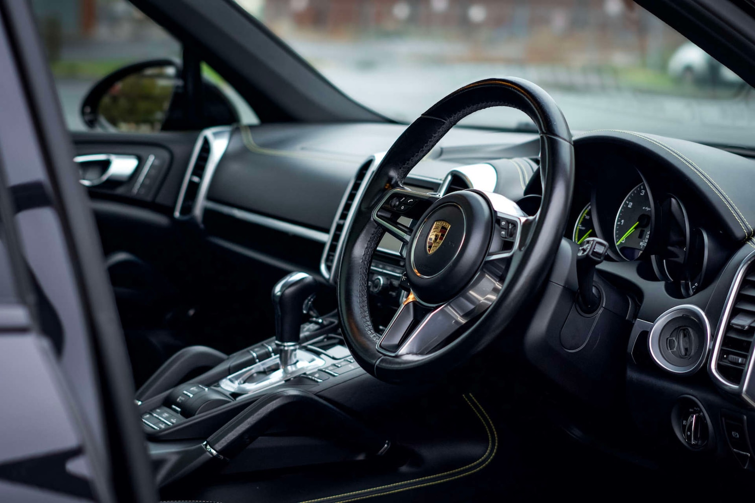 Used Porsche Cayenne 2015 for sale - 76597625: Photo 17