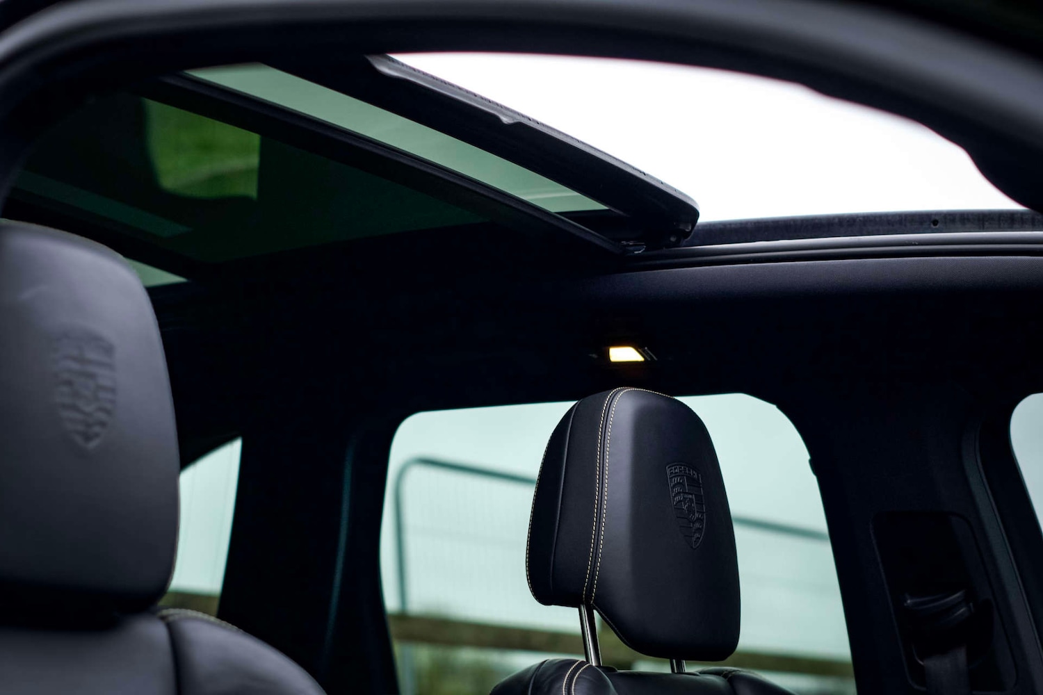 Used Porsche Cayenne 2015 for sale - 76597625: Photo 22