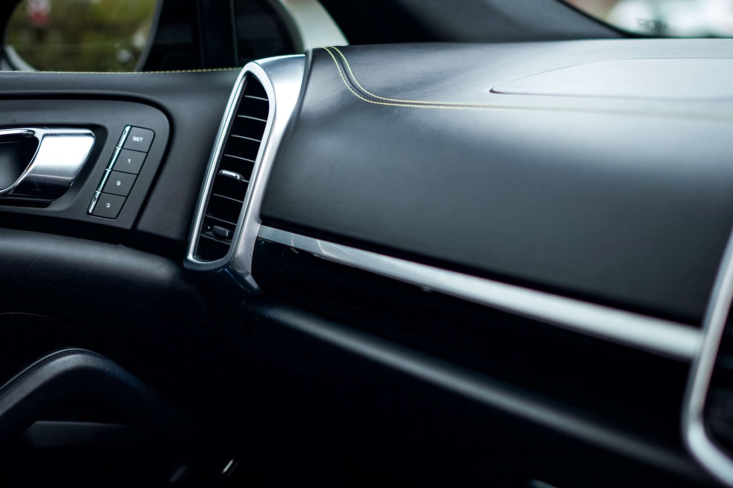 Used Porsche Cayenne 2015 for sale - 76597625: Photo 24