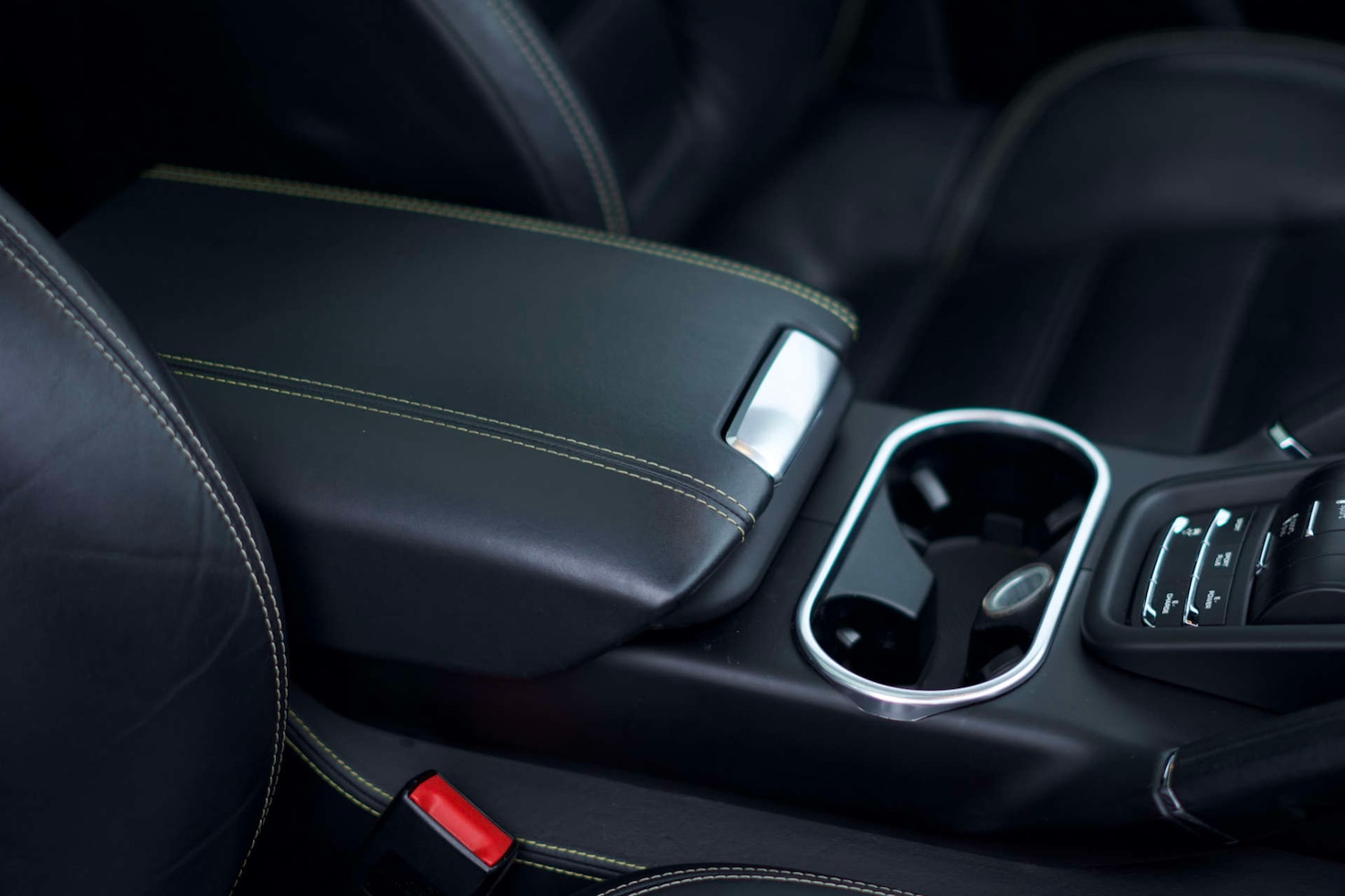 Used Porsche Cayenne 2015 for sale - 76597625: Photo 30