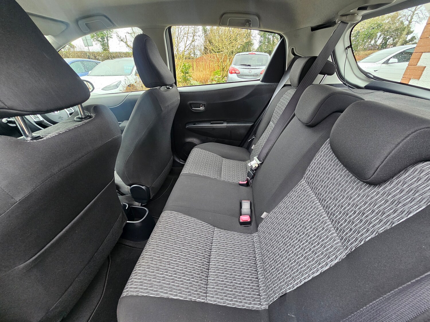 Used Toyota Yaris 2014 for sale - 78027819: Photo 16