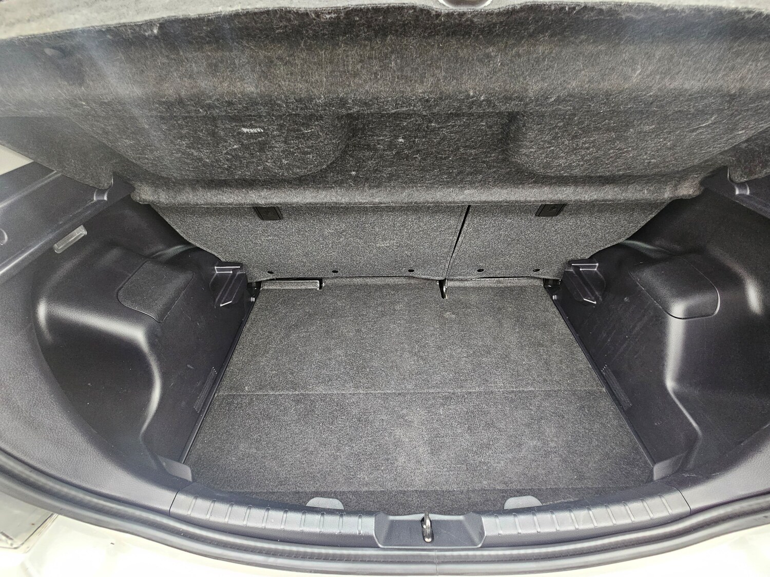 Used Toyota Yaris 2014 for sale - 78027819: Photo 18