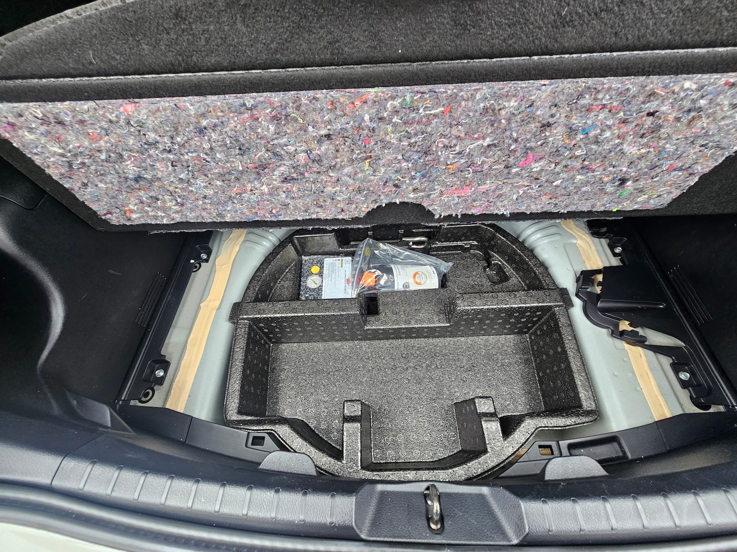 Used Toyota Yaris 2014 for sale - 78027819: Photo 19