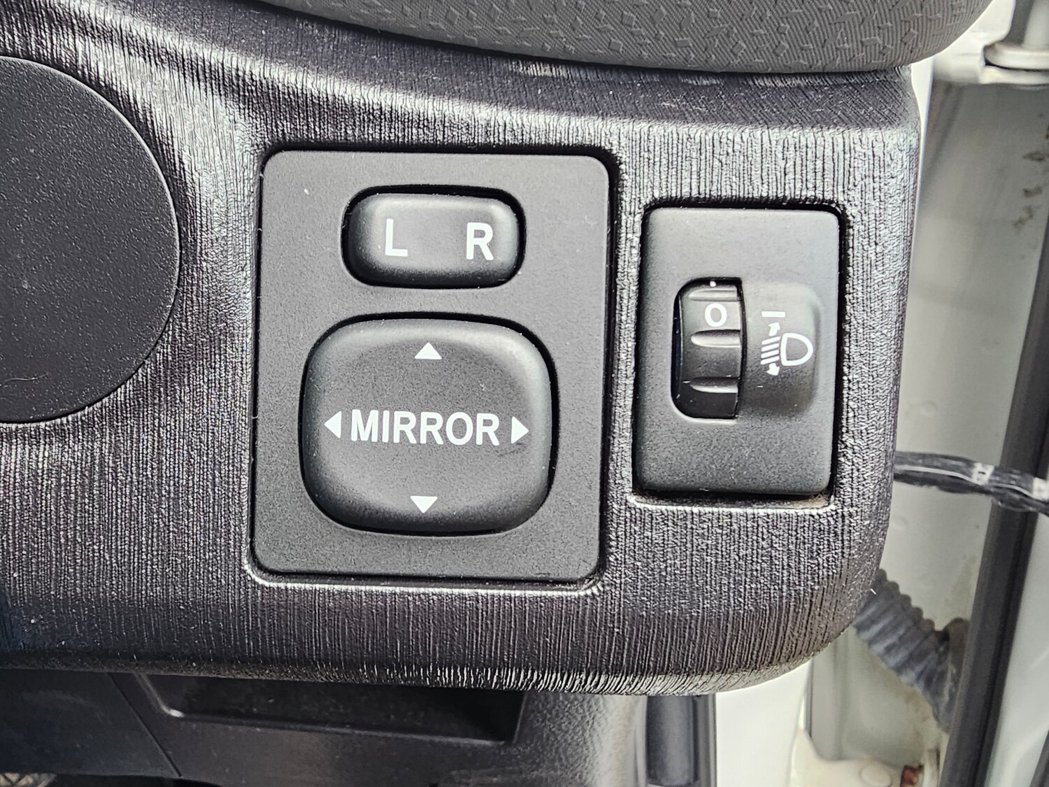 Used Toyota Yaris 2014 for sale - 78027819: Photo 36