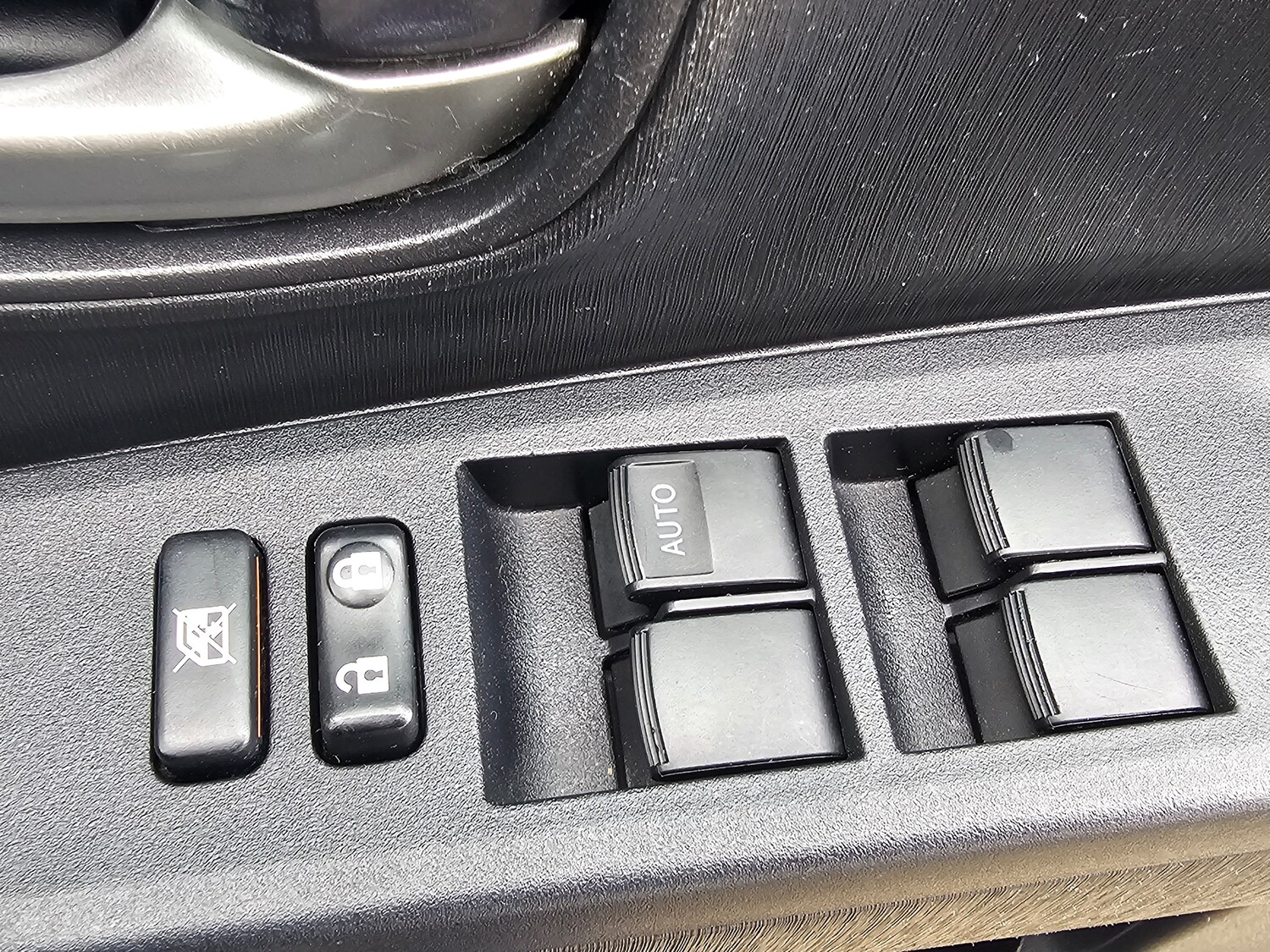 Used Toyota Yaris 2014 for sale - 78027819: Photo 37