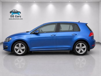 Used Volkswagen Golf 2016 for sale - 79329227: Photo