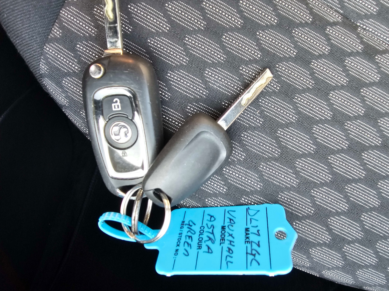 Used Vauxhall Astra 2017 for sale - 78027814: Photo 32