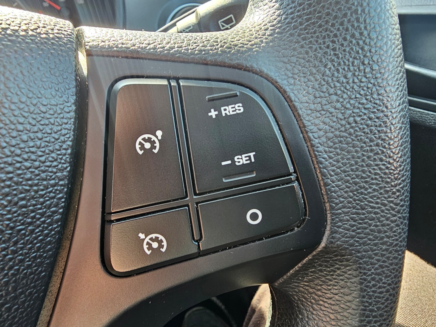 Used Hyundai i10 2018 for sale - 78027821: Photo 29