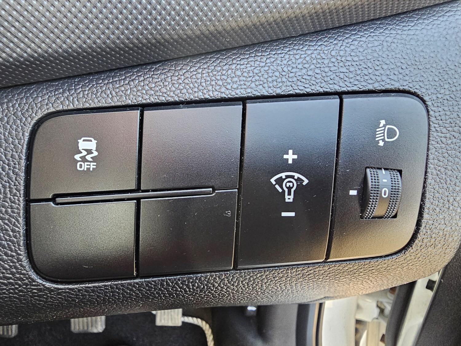 Used Hyundai i10 2018 for sale - 78027821: Photo 35