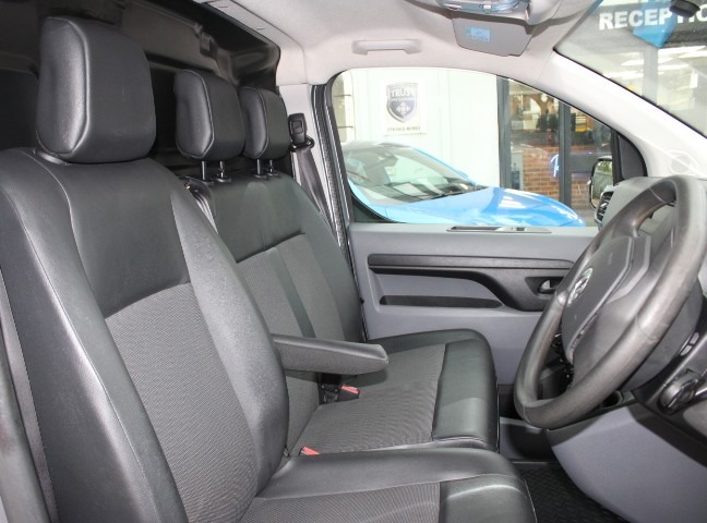 Used Vauxhall Vivaro 2021 for sale - 76557731: Photo 10