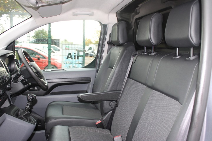 Used Vauxhall Vivaro 2021 for sale - 76557731: Photo 12