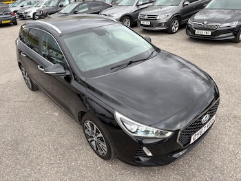 Used Hyundai i30 2017 for sale - 78877934: Photo