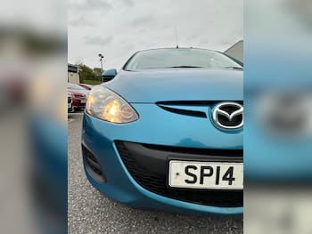 Used Mazda Mazda2 2014 for sale - 79807471: Photo