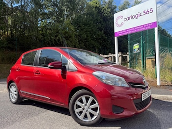 Used Toyota Yaris 2013 for sale - 79093350: Photo