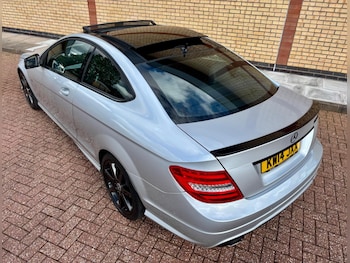 Used Mercedes-Benz C Class 2014 for sale - 78891015: Photo