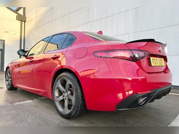 Used Alfa Romeo Giulia 2017 for sale - 76886545: Photo