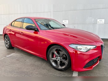 Used Alfa Romeo Giulia 2017 for sale - 76886545: Photo