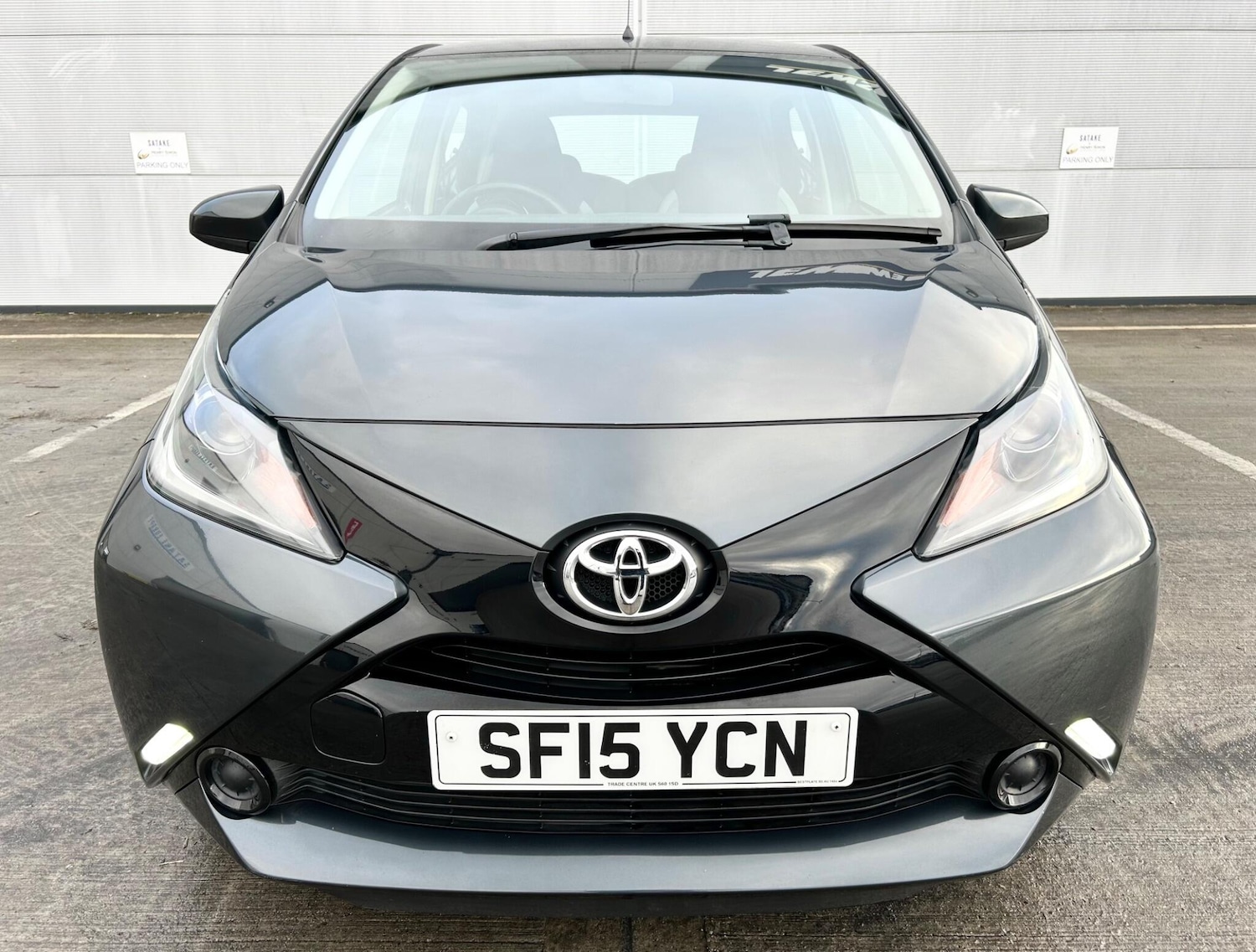 Used Toyota AYGO 2015 for sale - 76728343: Photo 3