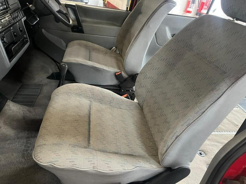 Used Volkswagen Caravelle 1995 for sale - 76748311: Photo 23