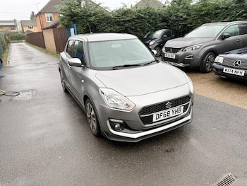 Used Suzuki Swift 2019 for sale - 77282503: Photo