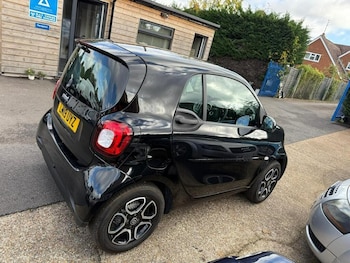 Used smart fortwo 2019 for sale - 76734402: Photo