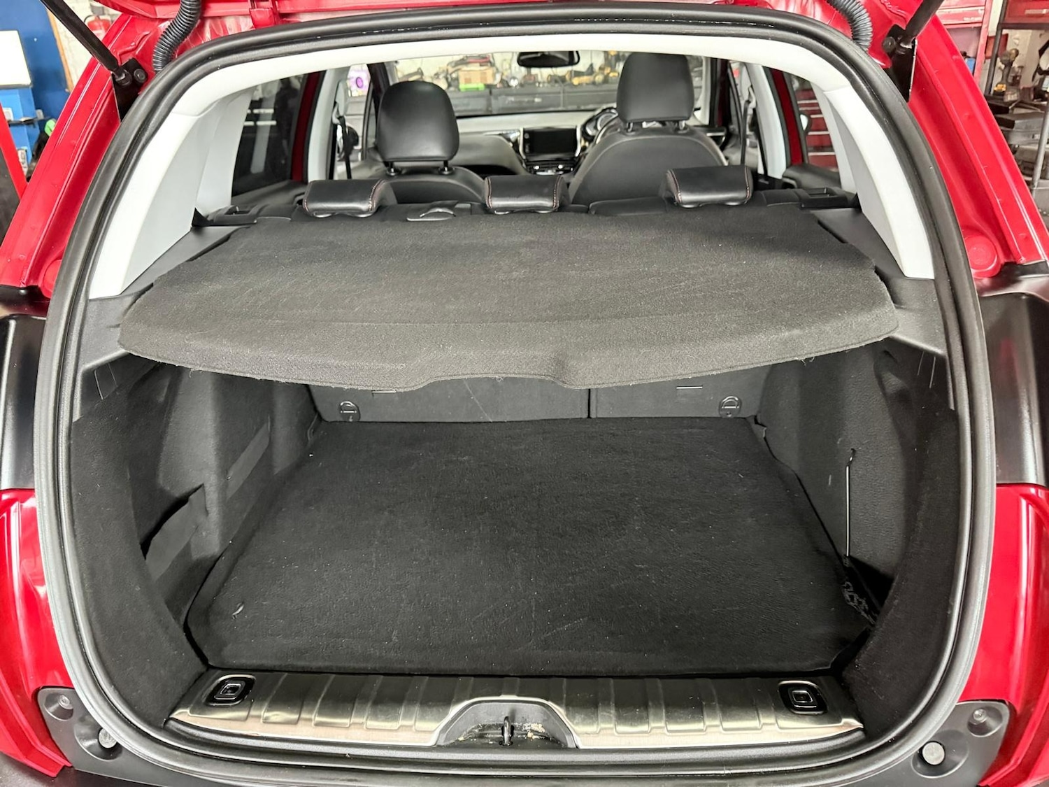 Used Peugeot 2008 2019 for sale - 78180129: Photo 14