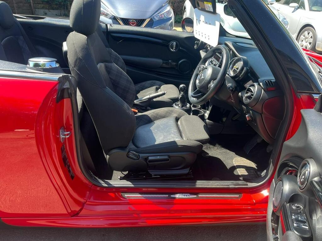Used MINI Convertible 2017 for sale - 76734843: Photo 16