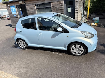 Used Toyota AYGO 2005 for sale - 79487520: Photo